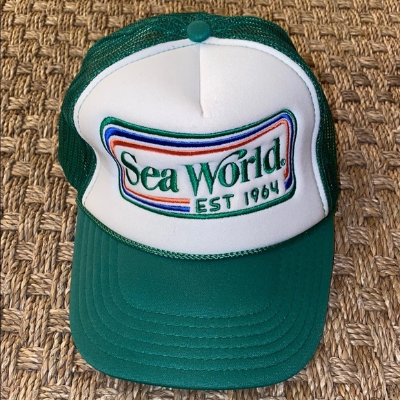 Vintage Sea World Eat 1964 Green and White Trucker Hat - Picture 1 of 12